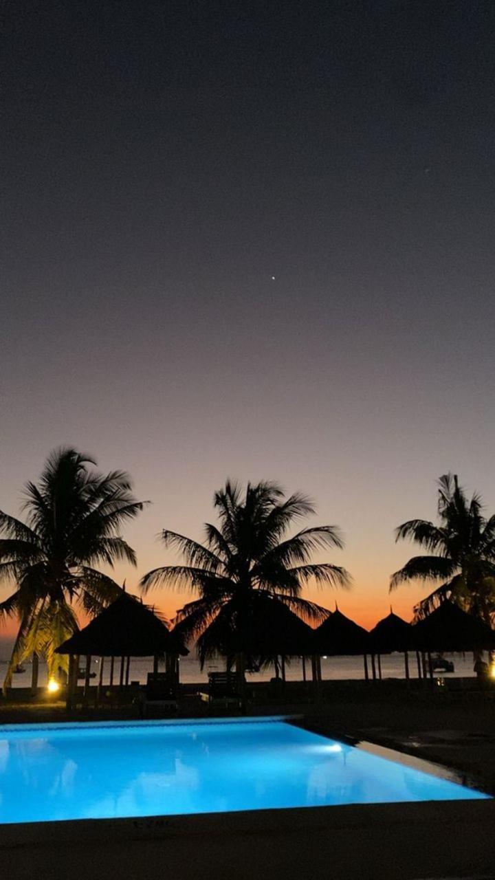 Sunset Kendwa Beach Hotel ภายนอก รูปภาพ